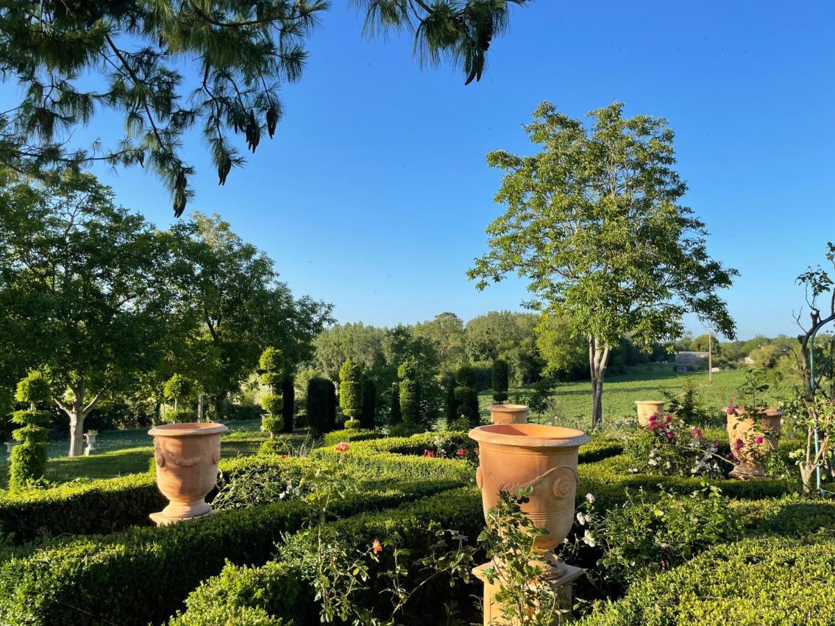 Les Jardins Haute Couture Huismes Extérieur photo