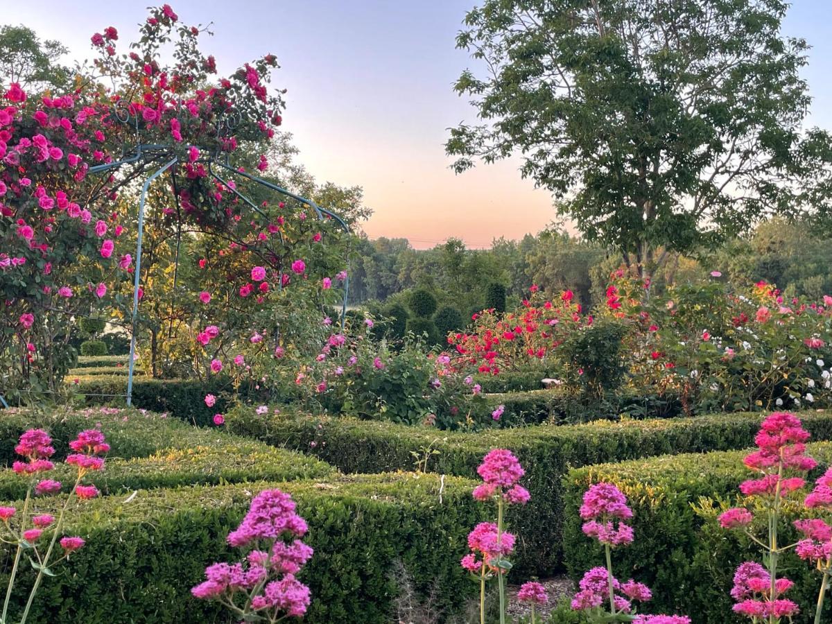 Les Jardins Haute Couture Huismes Extérieur photo
